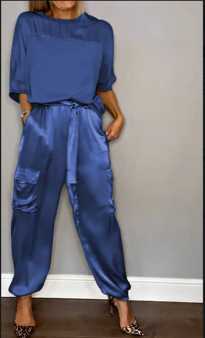 Ensemble en Satin Lisse – T-shirt & Pantalon