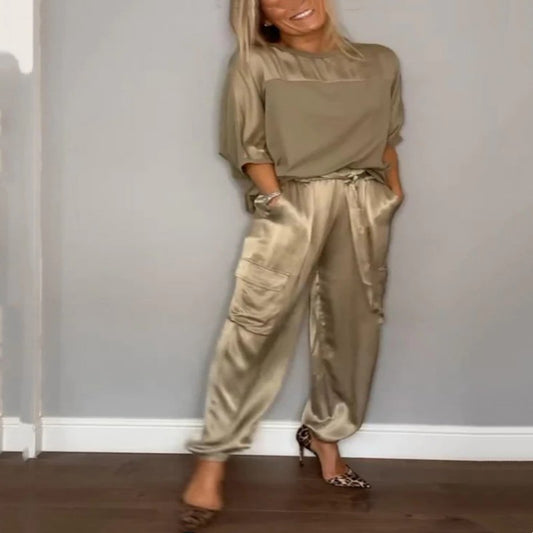 Ensemble en Satin Lisse – T-shirt & Pantalon